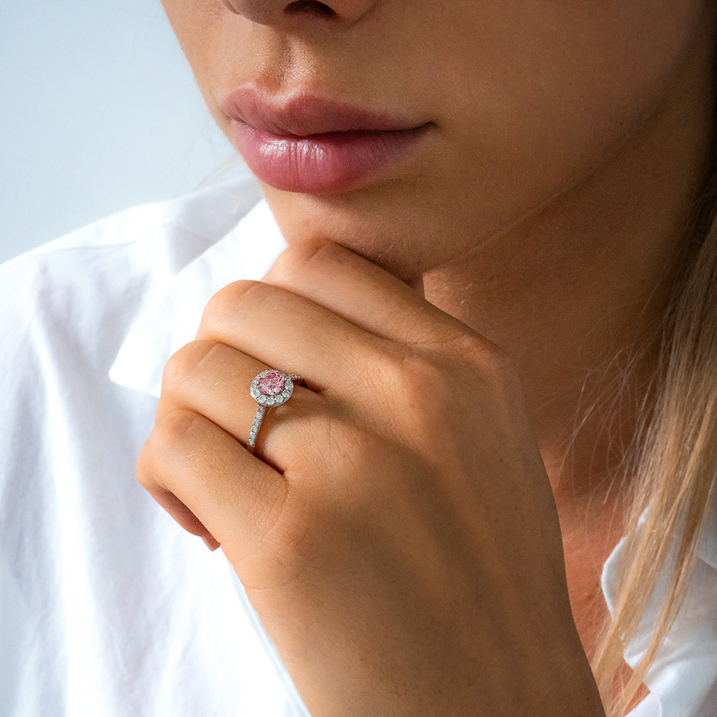 Diamante rosa anello 2025